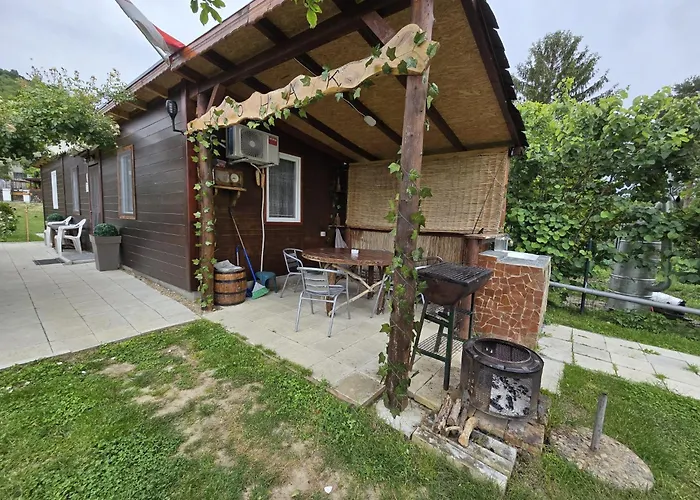 בית נופש Dedin *